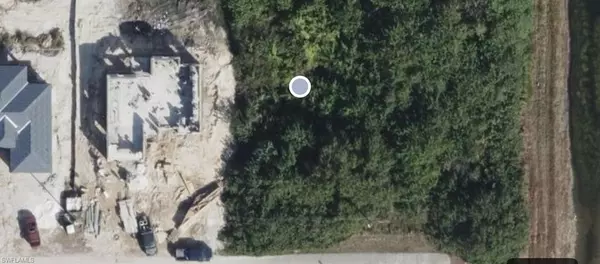 3202 34th ST SW, Lehigh Acres, FL 33976