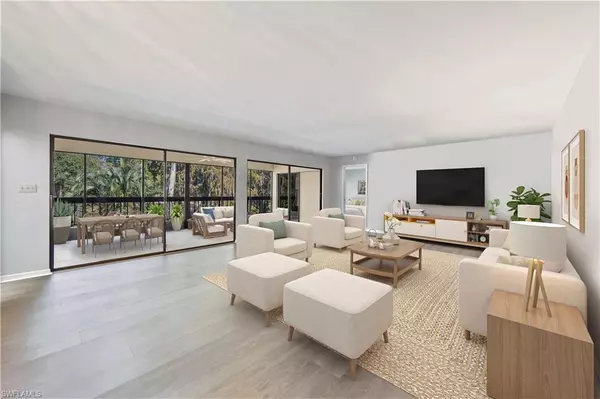 Naples, FL 34105,100 Wyndemere WAY #A203