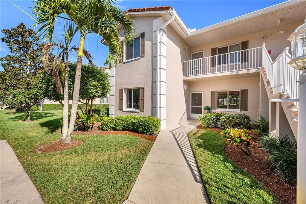 Naples, FL 34104,700 Saratoga CIR #B-101
