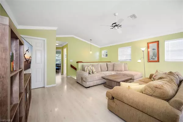 Naples, FL 34105,628 Woodshire LN #G12