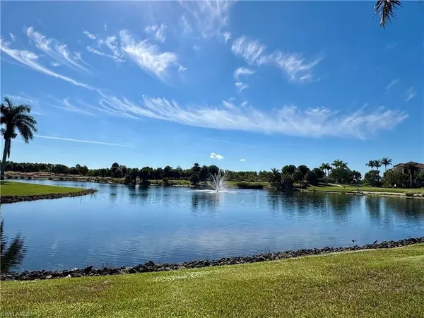 1528 Mainsail DR #9, Naples, FL 34114