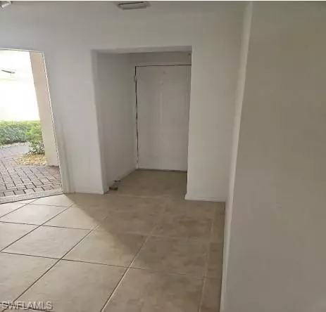 Naples, FL 34105,1410 Tiffany LN #2503