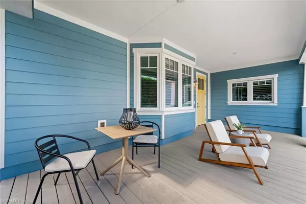 Naples, FL 34103,2499 10th ST N