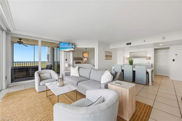 Naples, FL 34108,6361 Pelican Bay BLVD #902