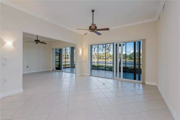 Naples, FL 34114,9235 Tesoro LN #101