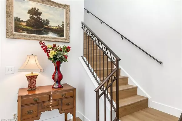 Naples, FL 34110,5115 Cedar Springs DR #201