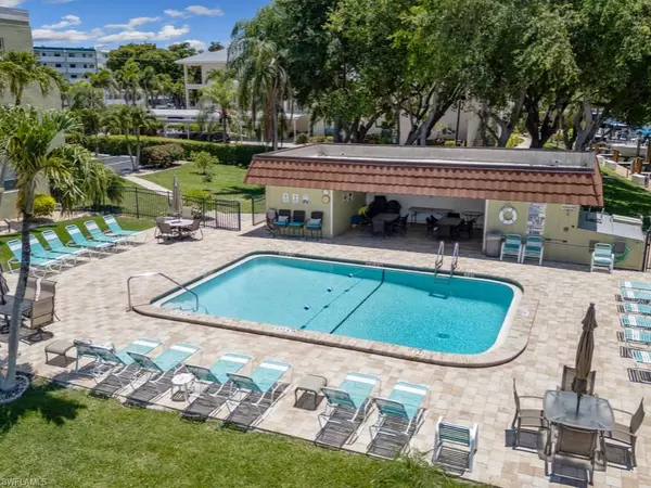 1146 Bald Eagle DR #D8, Marco Island, FL 34145