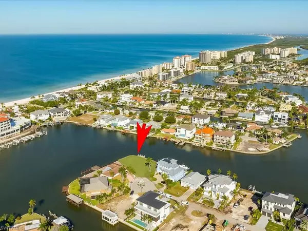 Naples, FL 34108,231 Trade Winds AVE