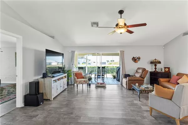 Cape Coral, FL 33909,2020 NE 6th PL