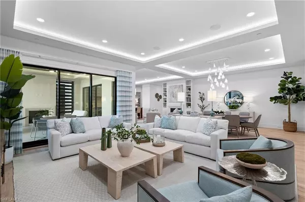 Naples, FL 34102,82 9th ST S #301