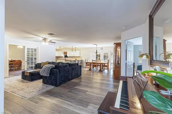 Naples, FL 34117,960 21st ST SW