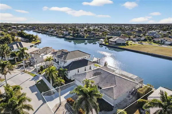 Marco Island, FL 34145,489 Adirondack CT