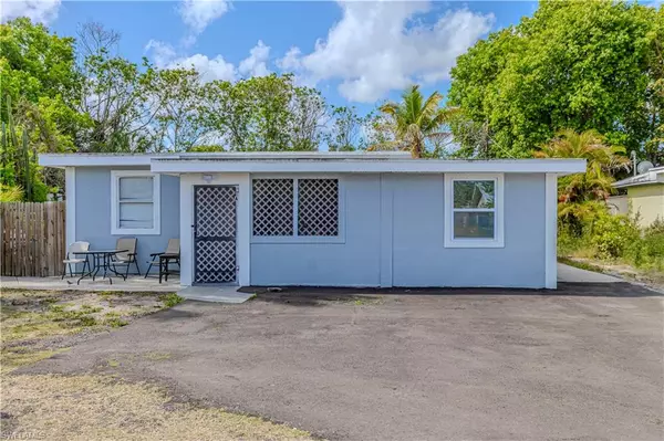 3132 Francis AVE, Naples, FL 34112