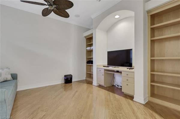 Naples, FL 34119,3134 Santorini CT