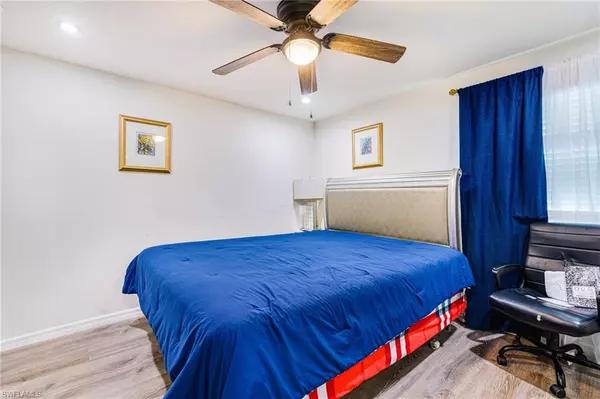 Fort Myers, FL 33916,2012 Wright ST