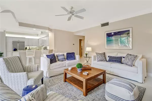 Naples, FL 34102,450 Bayfront PL #4304