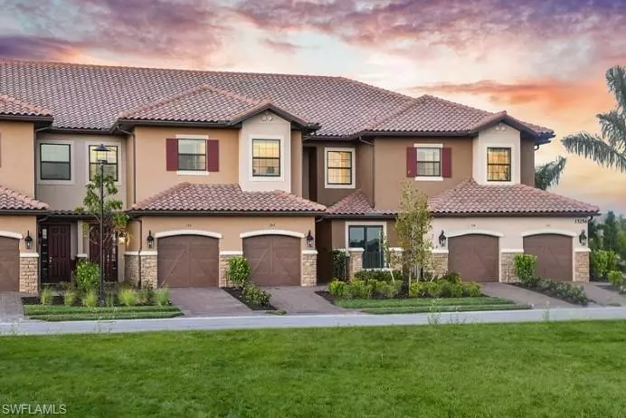 Naples, FL 34114,15339 Giardino DR #11-101