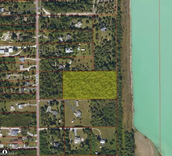 9th St SW, Naples, FL 34117