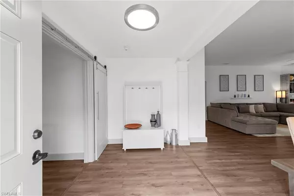 Fort Myers, FL 33913,10037 Colonial Country Club BLVD