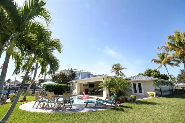 Naples, FL 34102,1645 Mullet CT