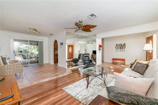 Bonita Springs, FL 34135,9968 Treasure Cay LN