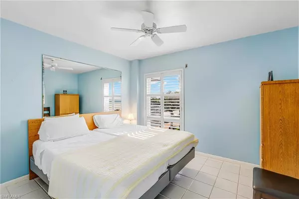 Marco Island, FL 34145,500 Saturn CT #43