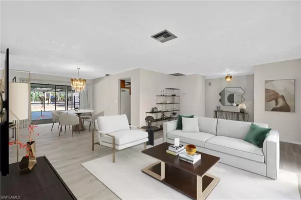 Naples, FL 34109,6811 Sandalwood LN