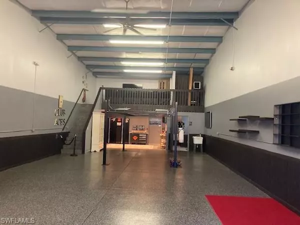 4595 Progress AVE #II4, Naples, FL 34104