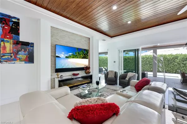 Naples, FL 34103,1167 22nd AVE N