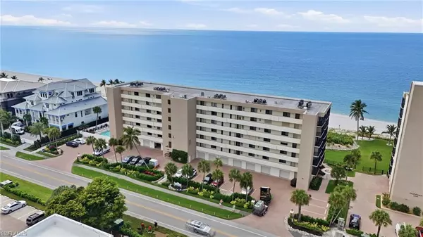 Naples, FL 34108,10475 Gulf Shore DR #132