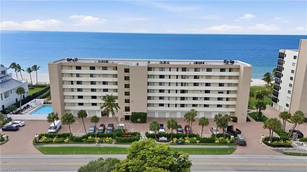 Naples, FL 34108,10475 Gulf Shore DR #132