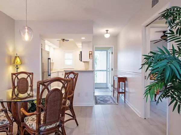 Naples, FL 34102,218 Banyan BLVD #218