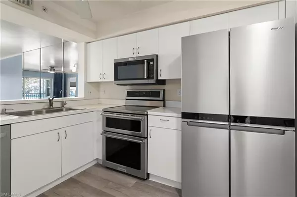 Naples, FL 34109,9610 Victoria LN #D202