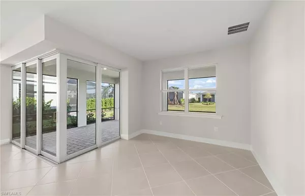 North Fort Myers, FL 33917,7033 Chapel Creek LN