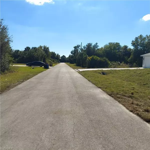 Fort Myers, FL 33905,6036 Lacota AVE