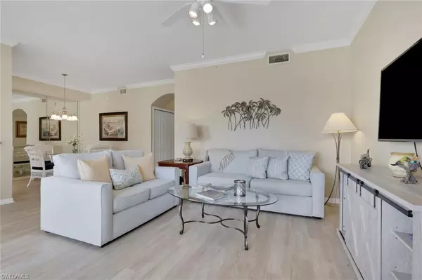 Naples, FL 34112,8680 Cedar Hammock CIR #122