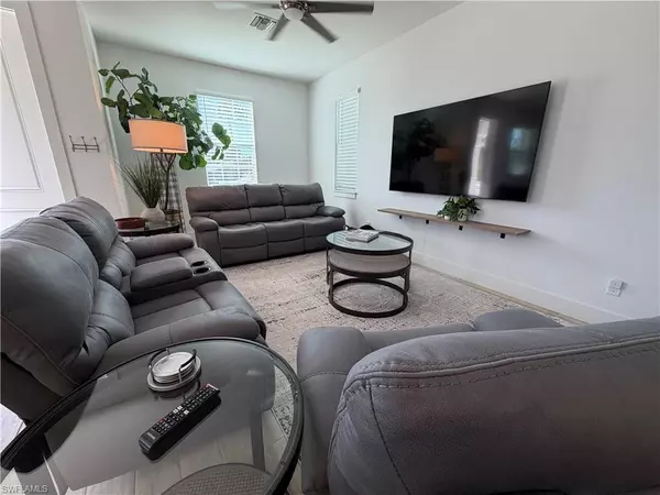 Naples, FL 34112,1727 Danford ST