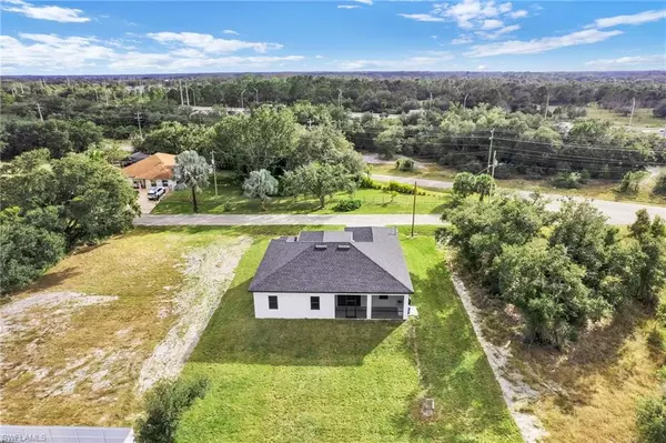 Lehigh Acres, FL 33976,2604 56th ST SW