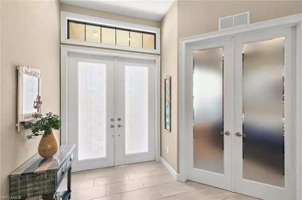 Marco Island, FL 34145,724 Seagrape DR