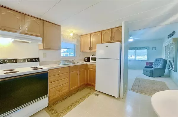 Naples, FL 34104,112 Cape Sable DR