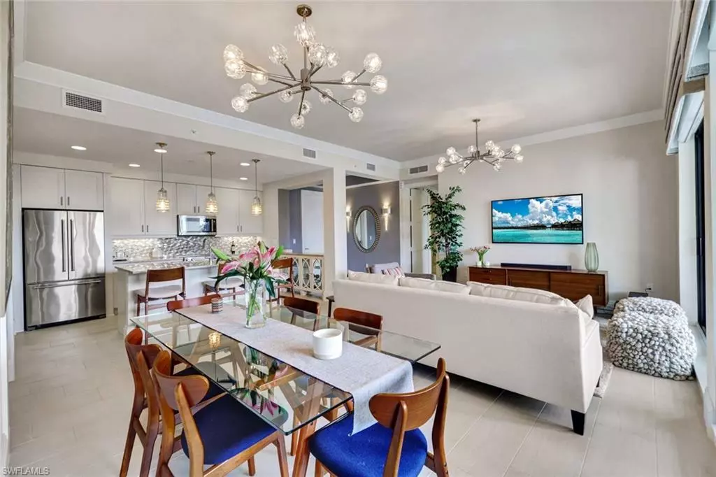 Naples, FL 34102,1035 3rd AVE S #514