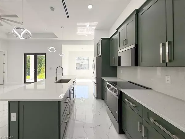 Lehigh Acres, FL 33971,2905 3rd ST W