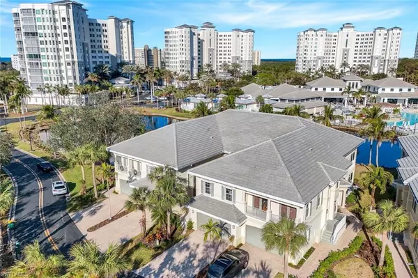 Naples, FL 34110,415 Sea Grove LN #102