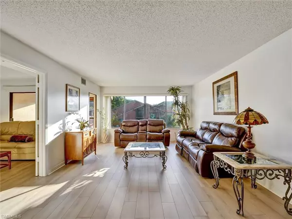 Naples, FL 34110,114 Cypress WAY E #D4