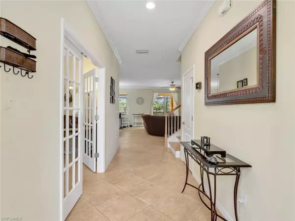 Naples, FL 34120,2374 Heydon CIR E