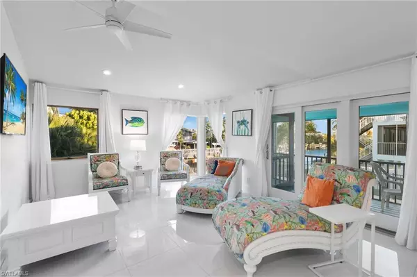 Marco Island, FL 34145,821 Palm ST