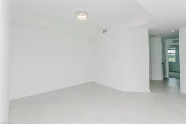 Lehigh Acres, FL 33936,18461 COPPERHEAD CT #421