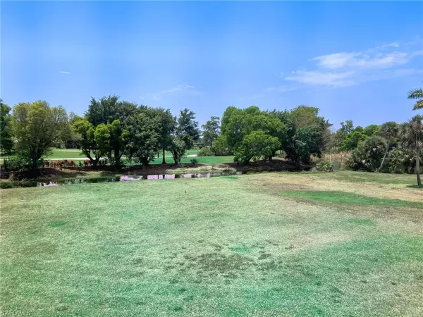 Naples, FL 34113,5635 Rattlesnake Hammock RD #D-203