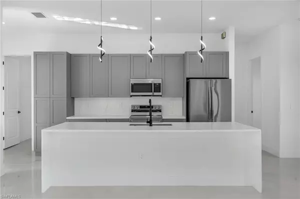 Lehigh Acres, FL 33976,23rd 3110 23rd ST SW