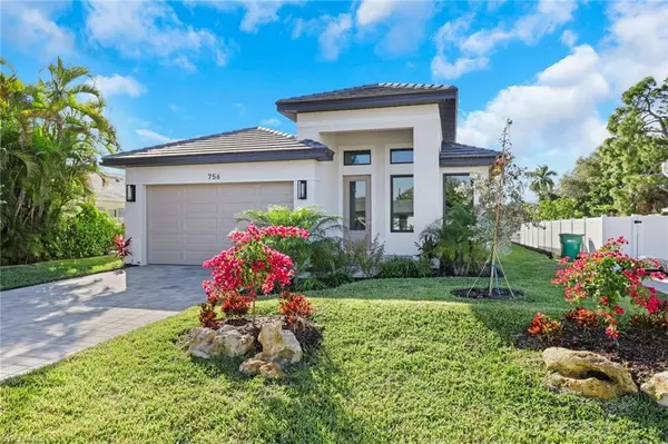 756 108th AVE N, Naples, FL 34108